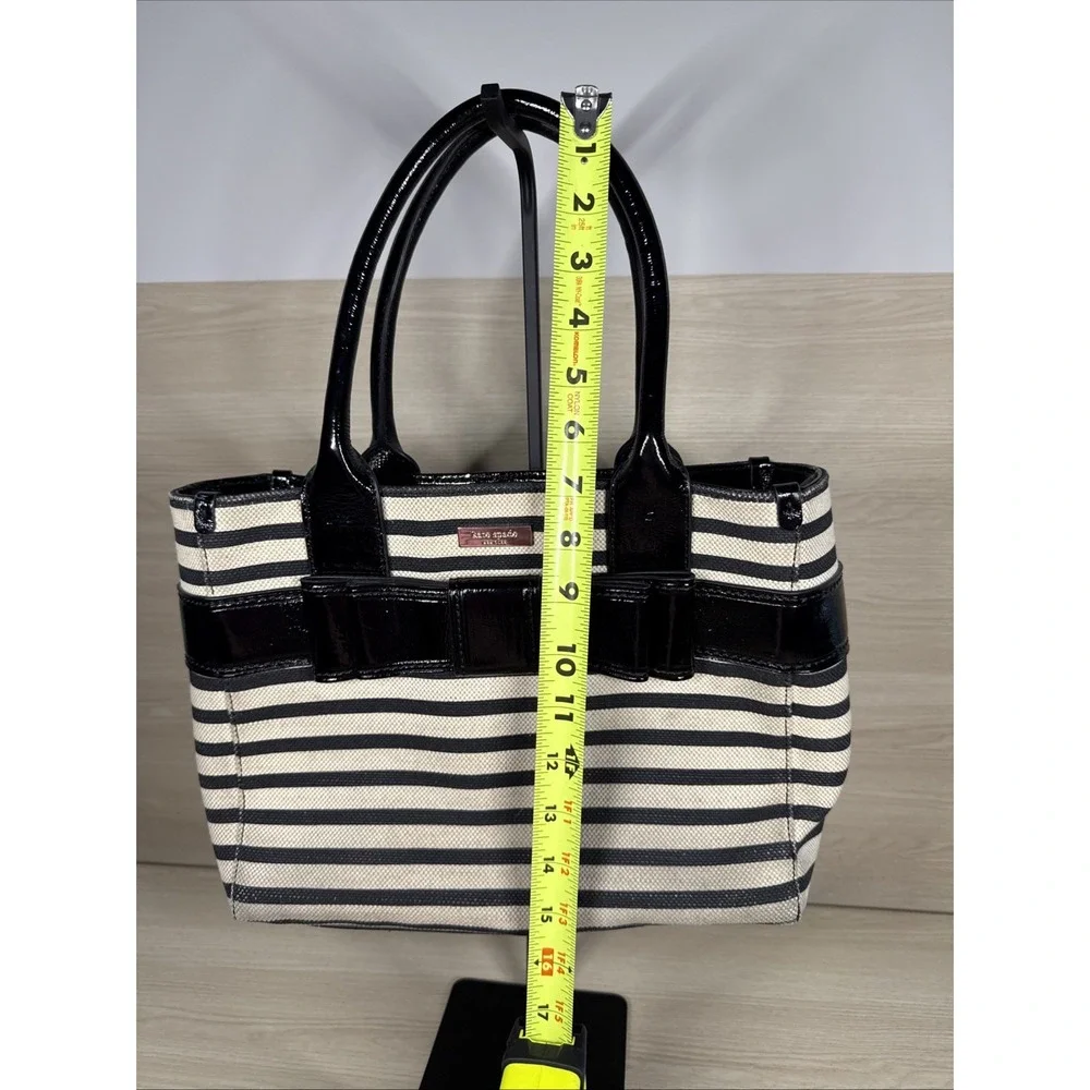 Kate‎ Spade Quinn Cream With Black Patent Leather Striped Purse, w/ Bow Tweed